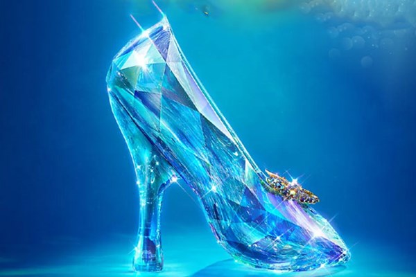 7 Academy Presents Cinderella